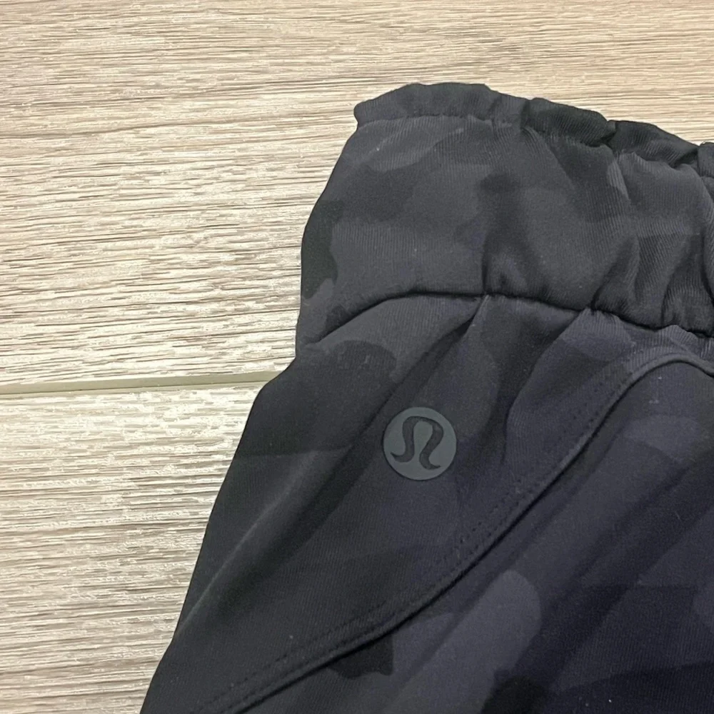 lululemon athletica good pre